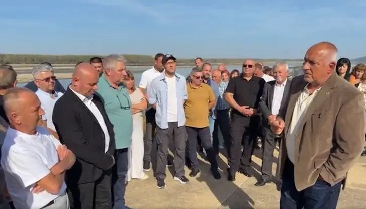 Лидерът на ГЕРБ е на среща със земеделски производители в Силистра Лидерът на ГЕРБ е на среща със земеделски производители в Силистра