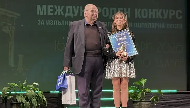 Румънка спечели юбилейния музикален конкурс „Северно сияние“ в Русе