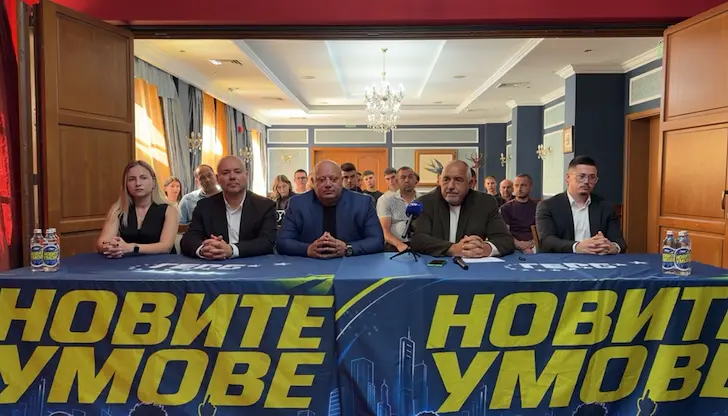Лидерът на ГЕРБ предлага спешни мерки срещу обедняването по време на посещение в Силистра Лидерът на ГЕРБ предлага спешни мерки срещу обедняването по време на посещение в Силистра