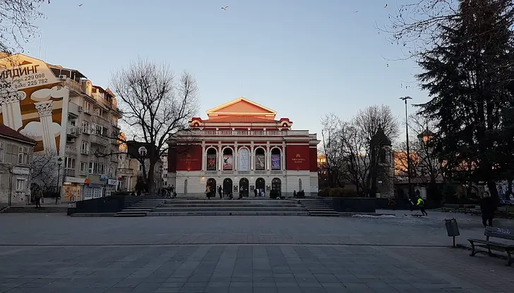 Синдикалната организация организира протест в сряда сутринта пред сградата на русенската опера