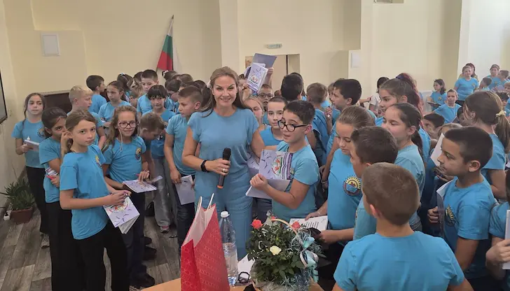 Гергана Стоянова вдъхновява ученици в Основно училище "Отец Паисий"