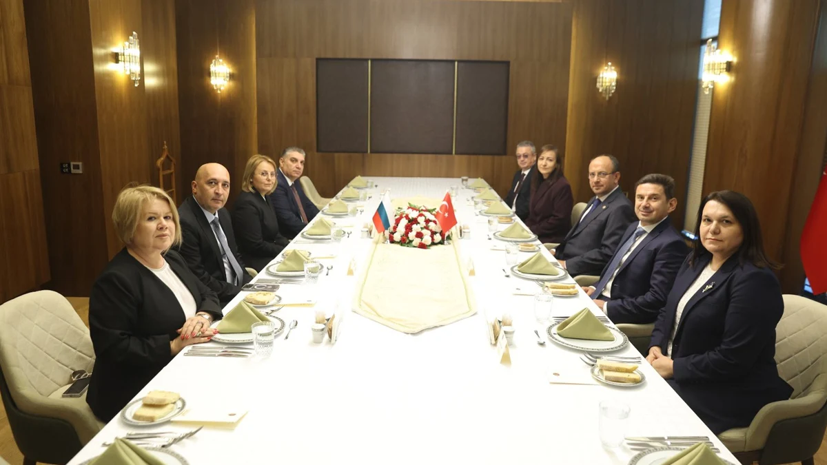 Photo: DUNAVMOST.com DPS representatives hold meetings with AKP officials in Ankara