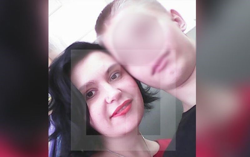 фото учительницы совратившей