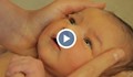 Новородено бебче, докосна сърцата на милиони хора по света