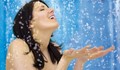 С топла или студена вода е по-полезно да се къпем