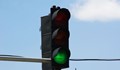 Историята на светофара и защо зелено означава “премини”