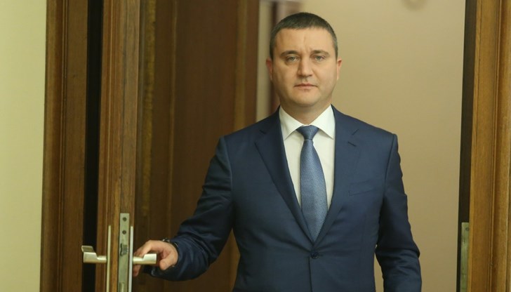 Владислав Горанов също препоръча на кметовете да бъдат по-гъвкави и смели при определяне на ставките