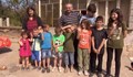 Баща на 11 деца в Русе е без заплата заради COVID-19