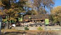 100 годишен локомотив, собственост на Музея на транспорта, е напълно изоставен