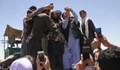 Забраниха на талибаните да си правят селфита