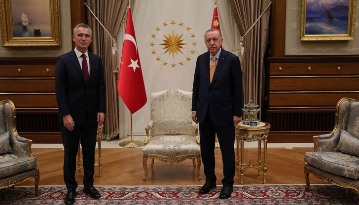 В противен случай Турция няма да гледа позитивно на тяхното присъединяването им към НАТО