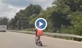 Момиче с тротинетка разви 120 км/час на скоростен път във Варна