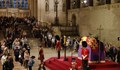 Стотици хора работят на 20-часови смени, за да подготвят погребението на кралица Елизабет II