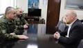 Съвместни действия при кризи обсъдиха Анатоли Станев и командирът на Сухопътните войски