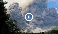 Вулканът Мерапи изригна