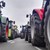 Малинопроизводители блокират кръговото движение по пътя Търговище - Русе