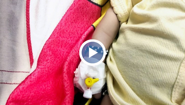 17-дневното бебе е получило второ вливане на антибиотик минути след първото в Университетската болница в Бургас