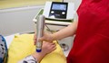 В УМБАЛ „Медика Русе“ лекуват пациенти с модерен апарат за ударно-вълнова терапия