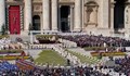 Папа Франциск оглави литургията на площад "Свети Петър"