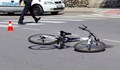 Кола блъсна велосипедист в квартал „Родина“