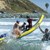 Мъж обучи коза сърфист в Калифорния