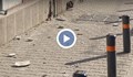 Мазилка от сграда падна на метри от бебе в Стара Загора