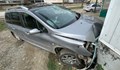 Кола се заби в заведение в Горна Оряховица