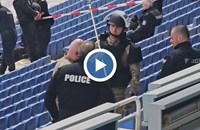 Сапьори претърсиха ВИП ложата на националния стадион "Васил Левски"