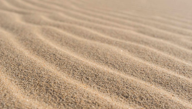 Пясъкът се задържа и на територията на България