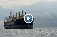 Освободеният от пиратски плен кораб "Руен" акостира във Варна