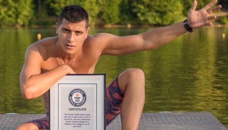 Само за четири години 29-годишният русенец Теодор Цветков успява да постави не един, а цели два рекорда