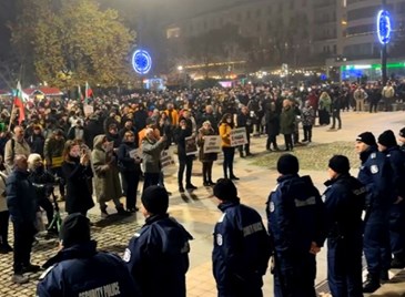 Русенци излязоха на протестно шествие Русенци излязоха на протестно шествие