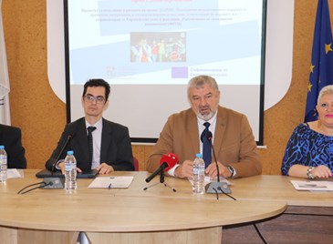 Русе стана първият град у нас със стратегия срещу насилието над деца Русе стана първият град у нас със стратегия срещу насилието над деца