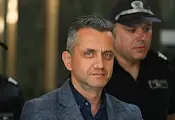 Съдят бивш директор на митницата за ТИР с контрабандни цигари Съдят бивш директор на митницата за ТИР с контрабандни цигари